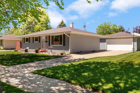 Photo of 1510 Sylvester Street, Janesville, WI 53546 (MLS # 2022971)