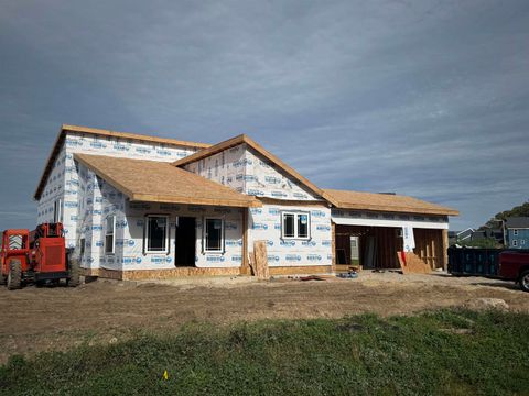 Photo of 4044 Royal View Drive, DeForest, WI 53532 (MLS # 2010842)