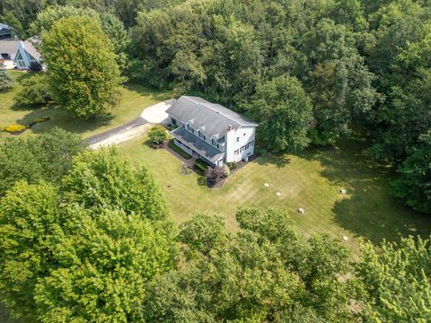 Photo of 6224 N St Andrews Drive, Janesville, WI 53545 (MLS # 2005588)