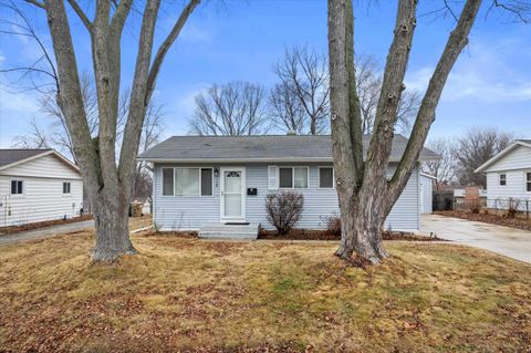 Photo of 718 Nancy Lane, Madison, WI 53704 (MLS # 2017927)