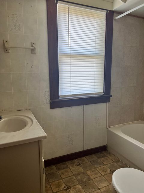 Tiny photo for 906 S 7th Street, Prairie Du Chien, WI 53821 (MLS # 2012692)