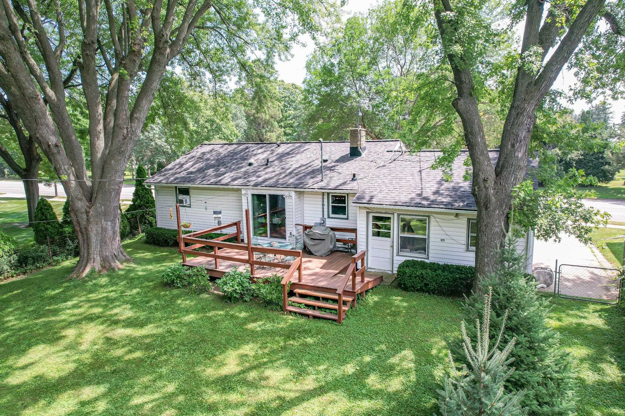 Madison, Wisconsin 53705, United States, 4 Bedrooms Bedrooms, ,2 BathroomsBathrooms,Residential,Active,167518