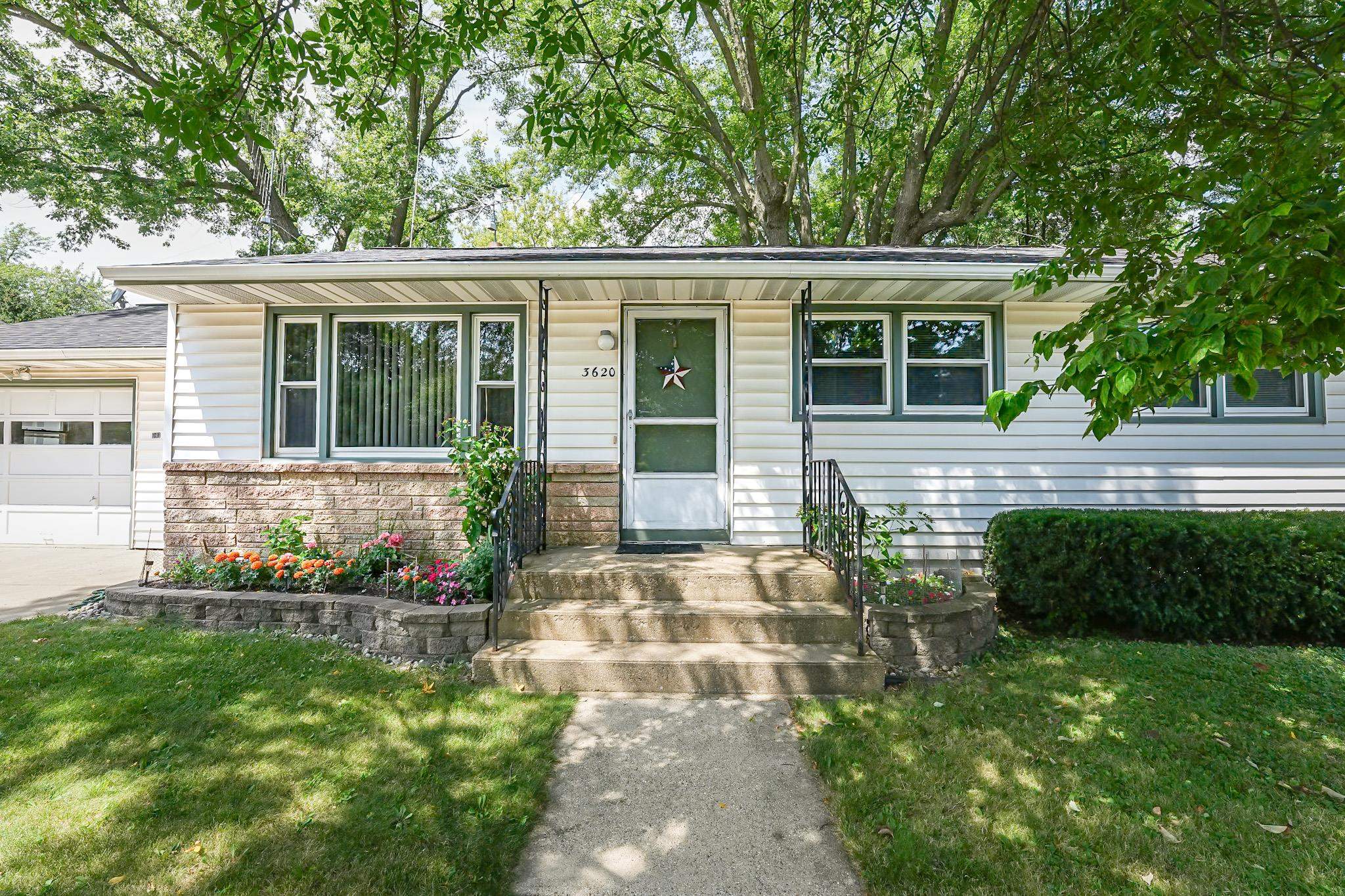 Madison, Wisconsin 53705, United States, 4 Bedrooms Bedrooms, ,2 BathroomsBathrooms,Residential,Active,167518