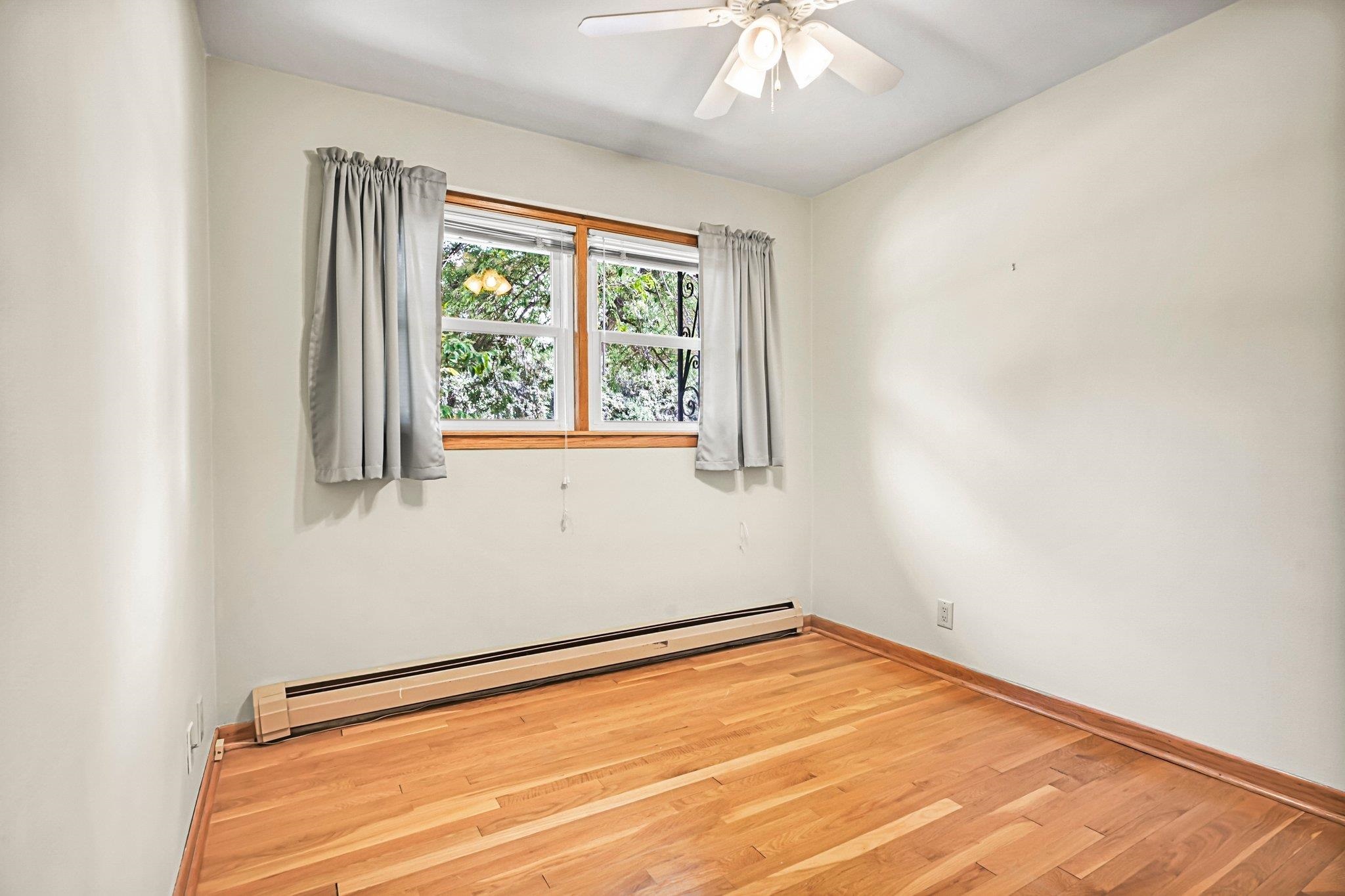 Madison, Wisconsin 53705, United States, 4 Bedrooms Bedrooms, ,2 BathroomsBathrooms,Residential,Active,167518