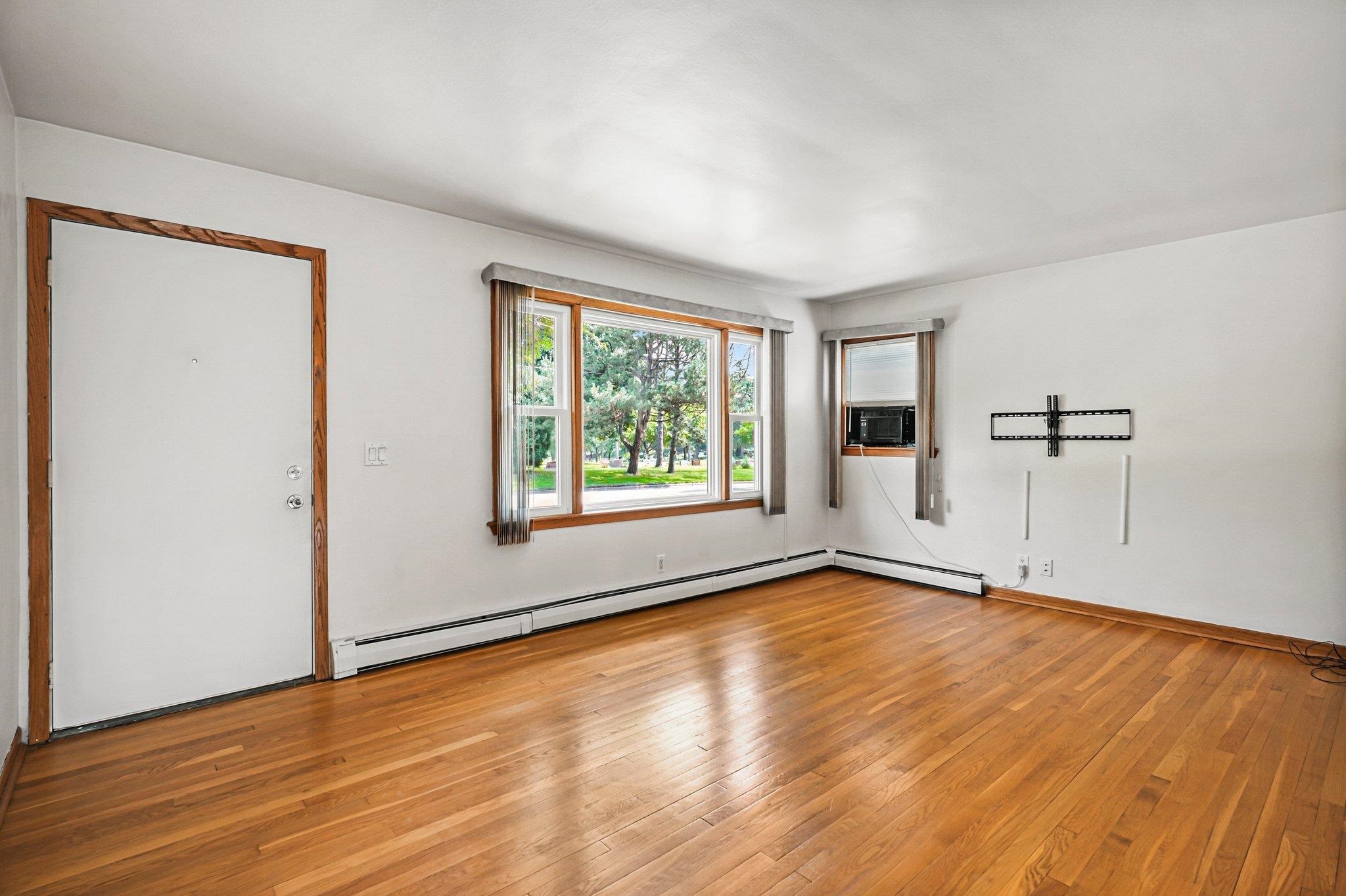 Madison, Wisconsin 53705, United States, 4 Bedrooms Bedrooms, ,2 BathroomsBathrooms,Residential,Active,167518