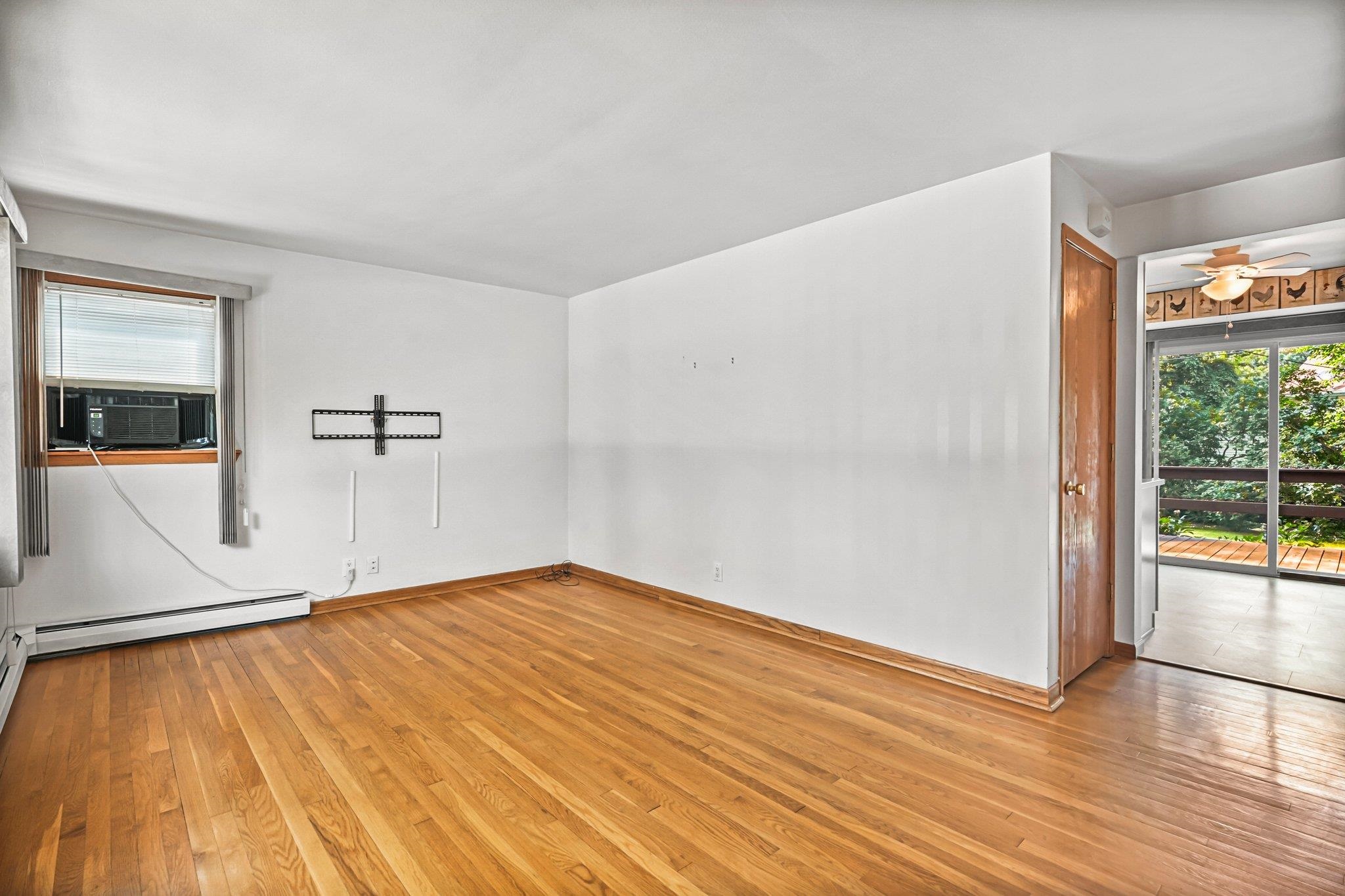 Madison, Wisconsin 53705, United States, 4 Bedrooms Bedrooms, ,2 BathroomsBathrooms,Residential,Active,167518