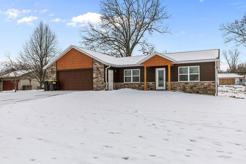 Photo of 312 Brooke Circle, Montello, WI 53949 (MLS # 2014521)