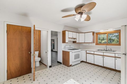 Tiny photo for 152 Central Avenue, Montello, WI 53949 (MLS # 2010560)
