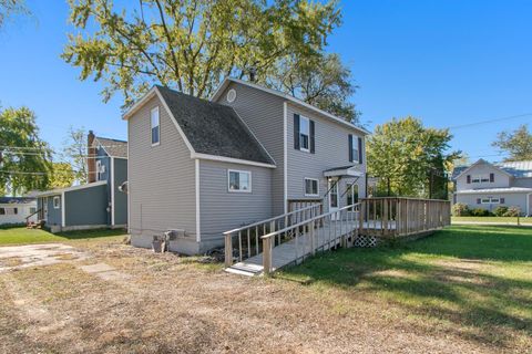Tiny photo for 152 Central Avenue, Montello, WI 53949 (MLS # 2010560)