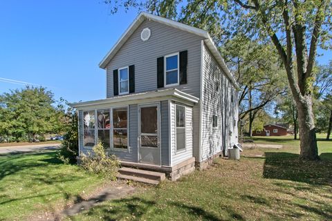 Tiny photo for 152 Central Avenue, Montello, WI 53949 (MLS # 2010560)