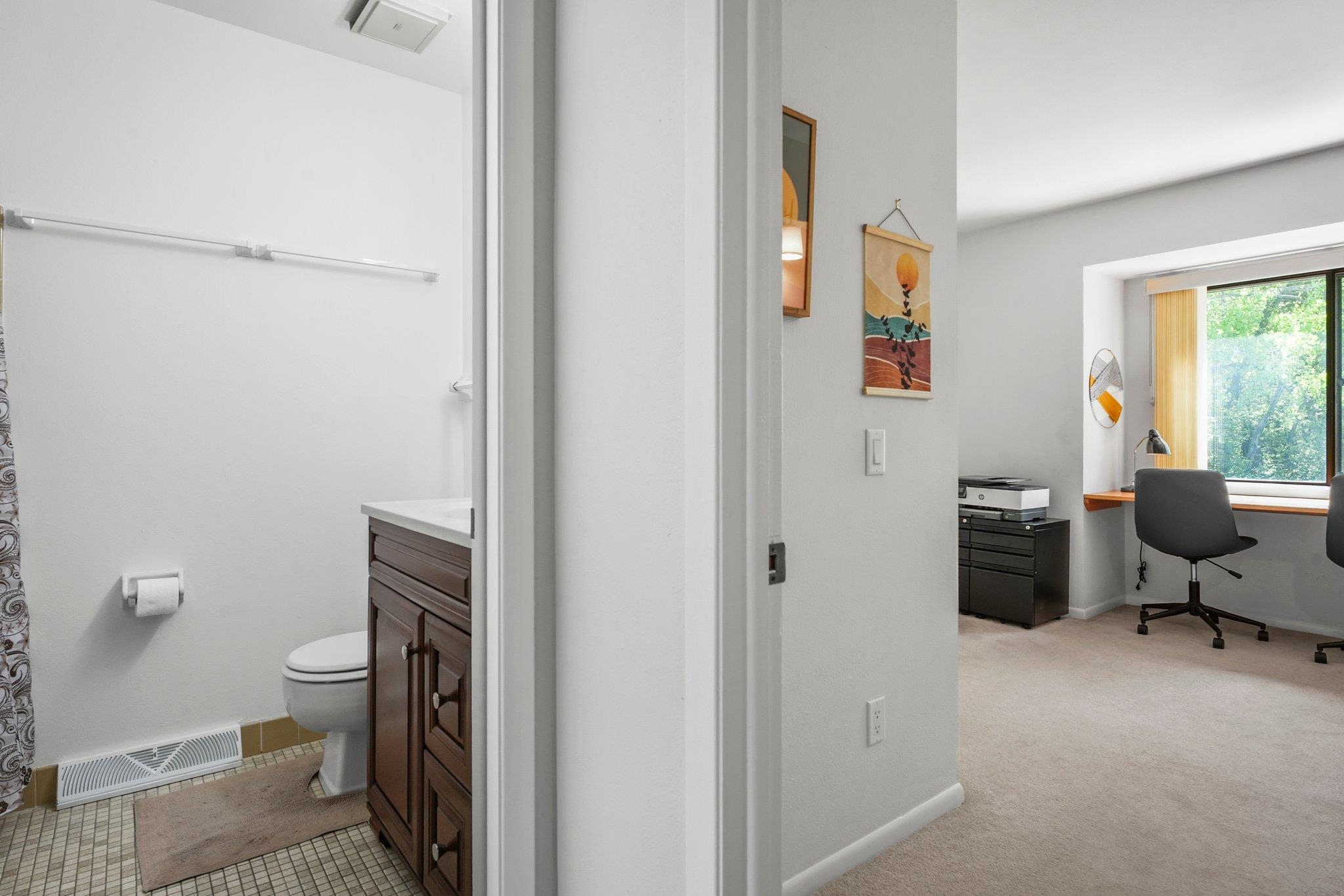 Middleton, Wisconsin 53562, United States, 3 Bedrooms Bedrooms, ,2 BathroomsBathrooms,Residential,Active,139155