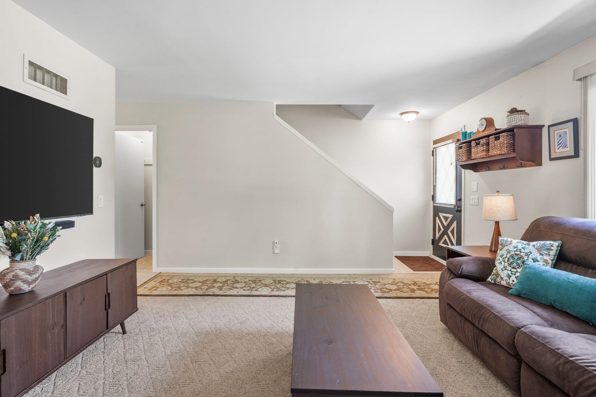 Middleton, Wisconsin 53562, United States, 3 Bedrooms Bedrooms, ,2 BathroomsBathrooms,Residential,Active,139155