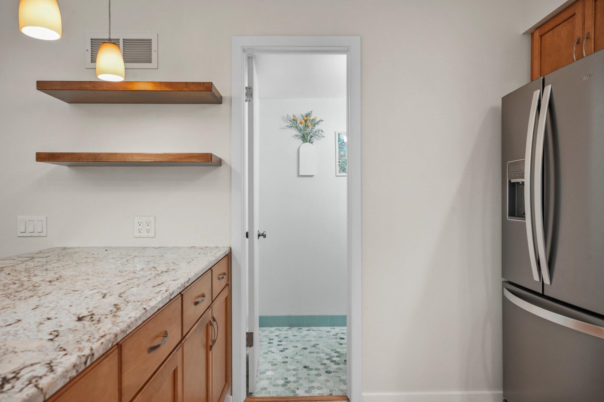 Middleton, Wisconsin 53562, United States, 3 Bedrooms Bedrooms, ,2 BathroomsBathrooms,Residential,Active,139155