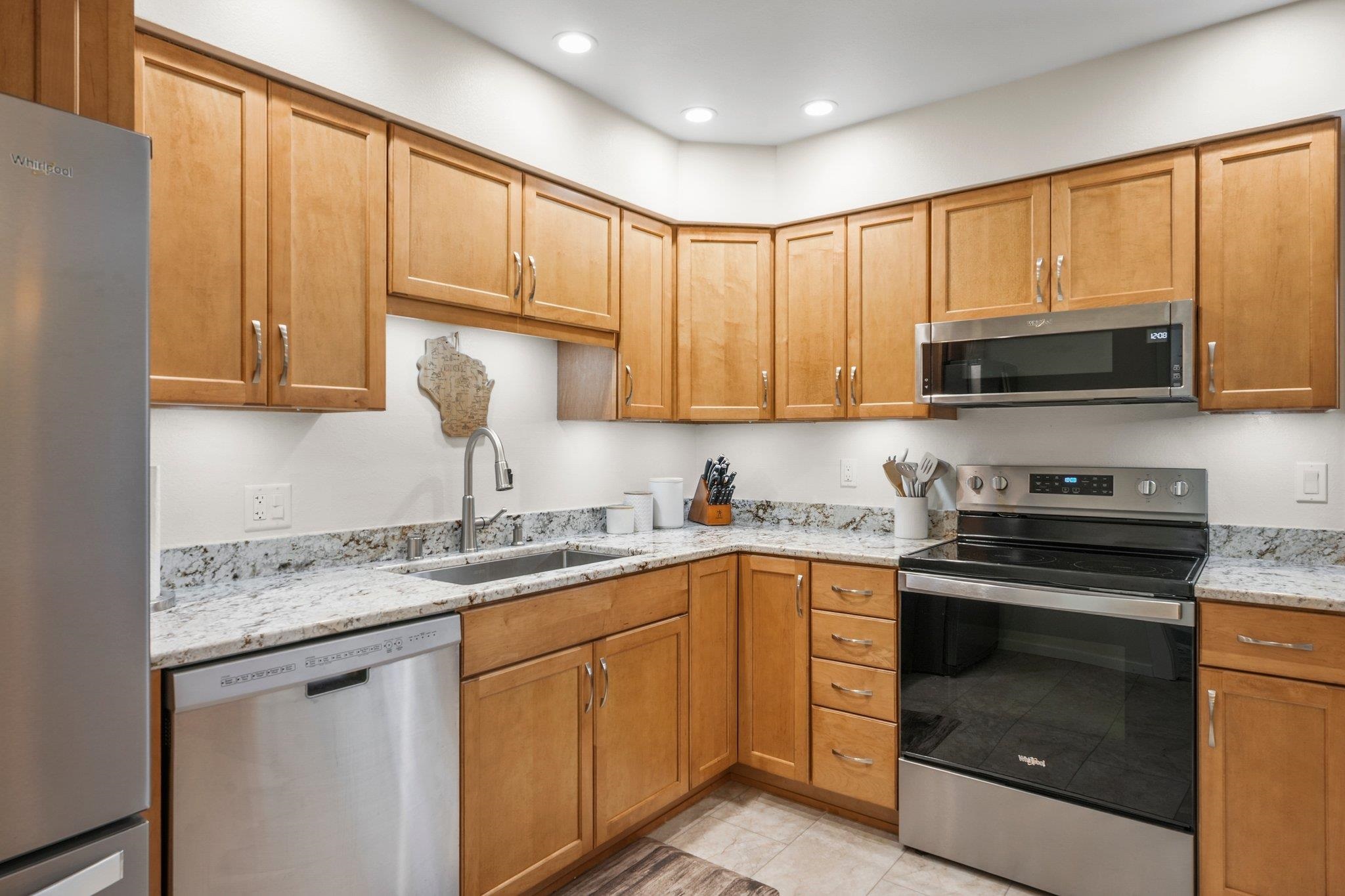 Middleton, Wisconsin 53562, United States, 3 Bedrooms Bedrooms, ,2 BathroomsBathrooms,Residential,Active,139155