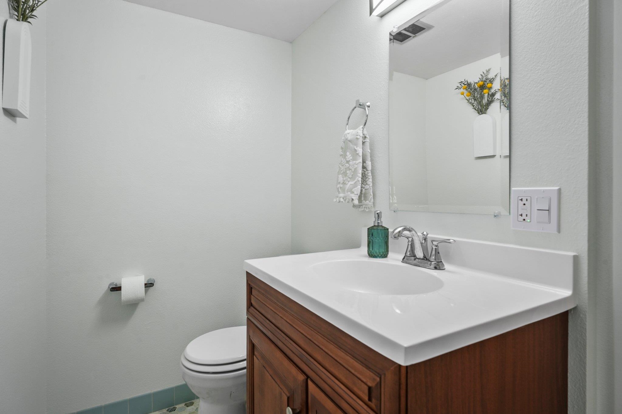 Middleton, Wisconsin 53562, United States, 3 Bedrooms Bedrooms, ,2 BathroomsBathrooms,Residential,Active,139155