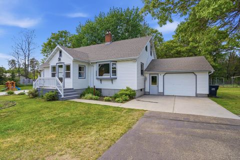 Photo of W5235 Buckeye Drive, Necedah, WI 54646 (MLS # 2024656)