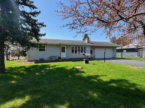 Photo of W13160 Olden Road, Ripon, WI 54971 (MLS # 2021293)