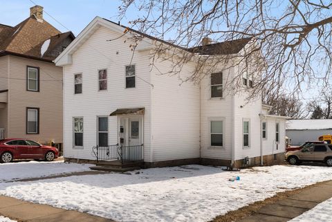 Photo of 503 W Rollin Street, Edgerton, WI 53534 (MLS # 2016180)
