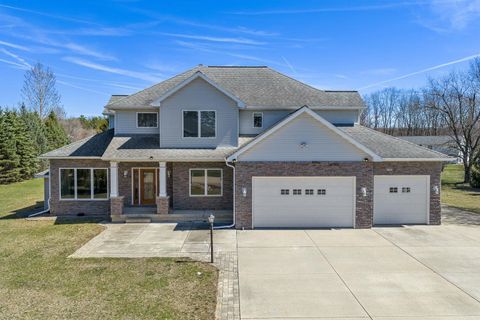Photo of S4185 Whispering Pines Drive, Baraboo, WI 53913 (MLS # 2021158)