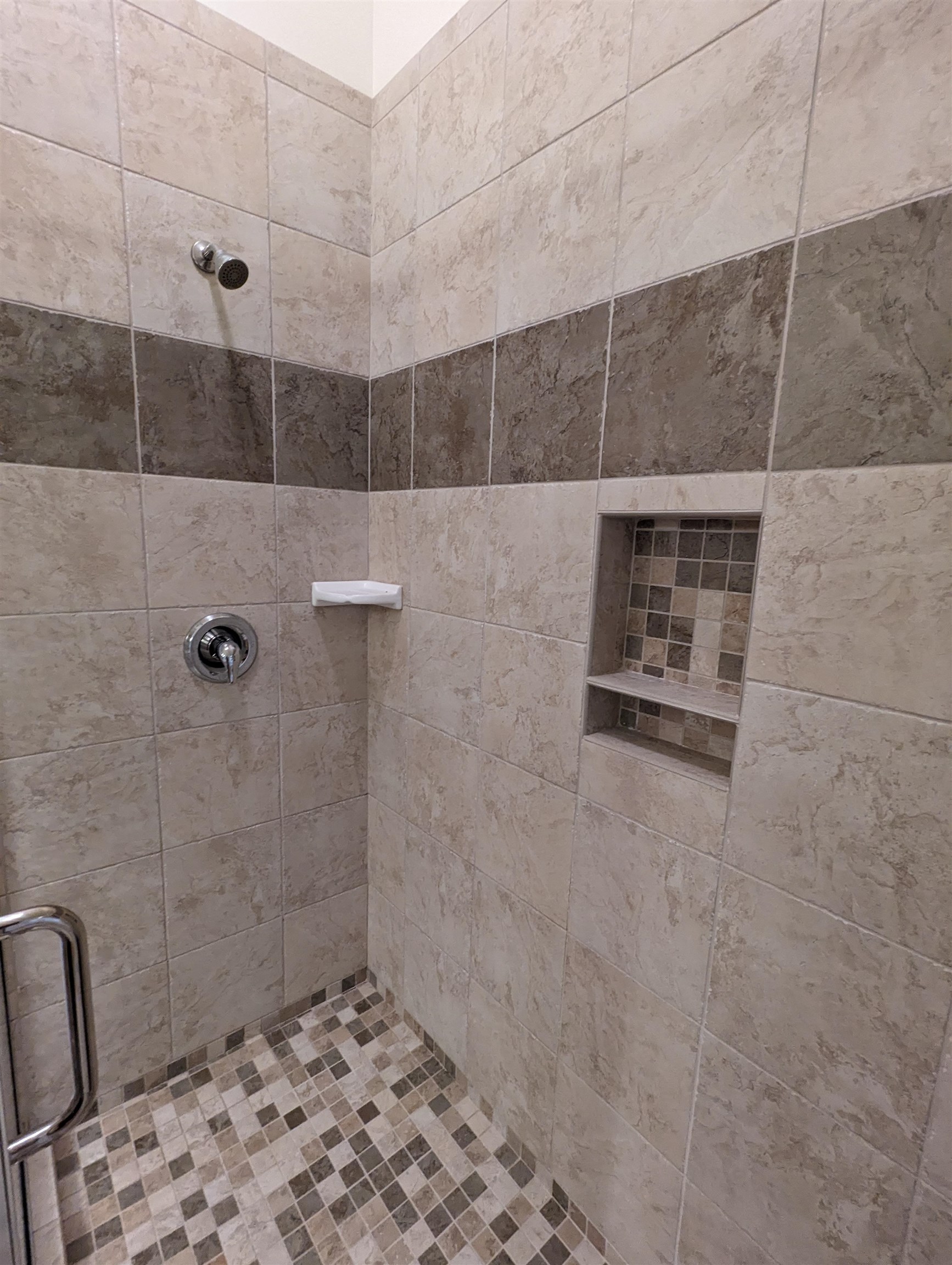 Wisconsin Dells, Wisconsin 53965, United States, 4 Bedrooms Bedrooms, ,3 BathroomsBathrooms,Residential,Pending,49218