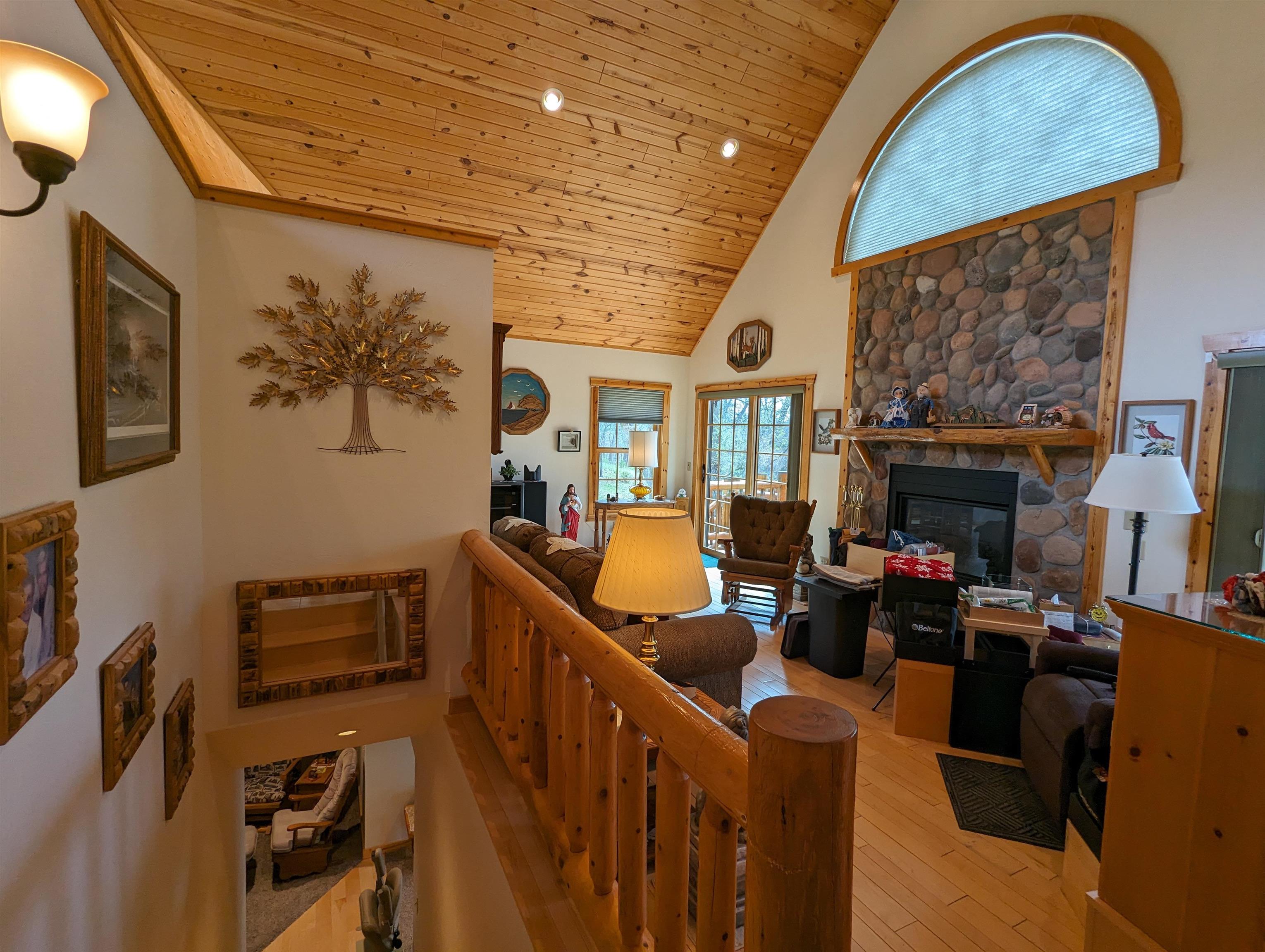 Wisconsin Dells, Wisconsin 53965, United States, 4 Bedrooms Bedrooms, ,3 BathroomsBathrooms,Residential,Pending,49218