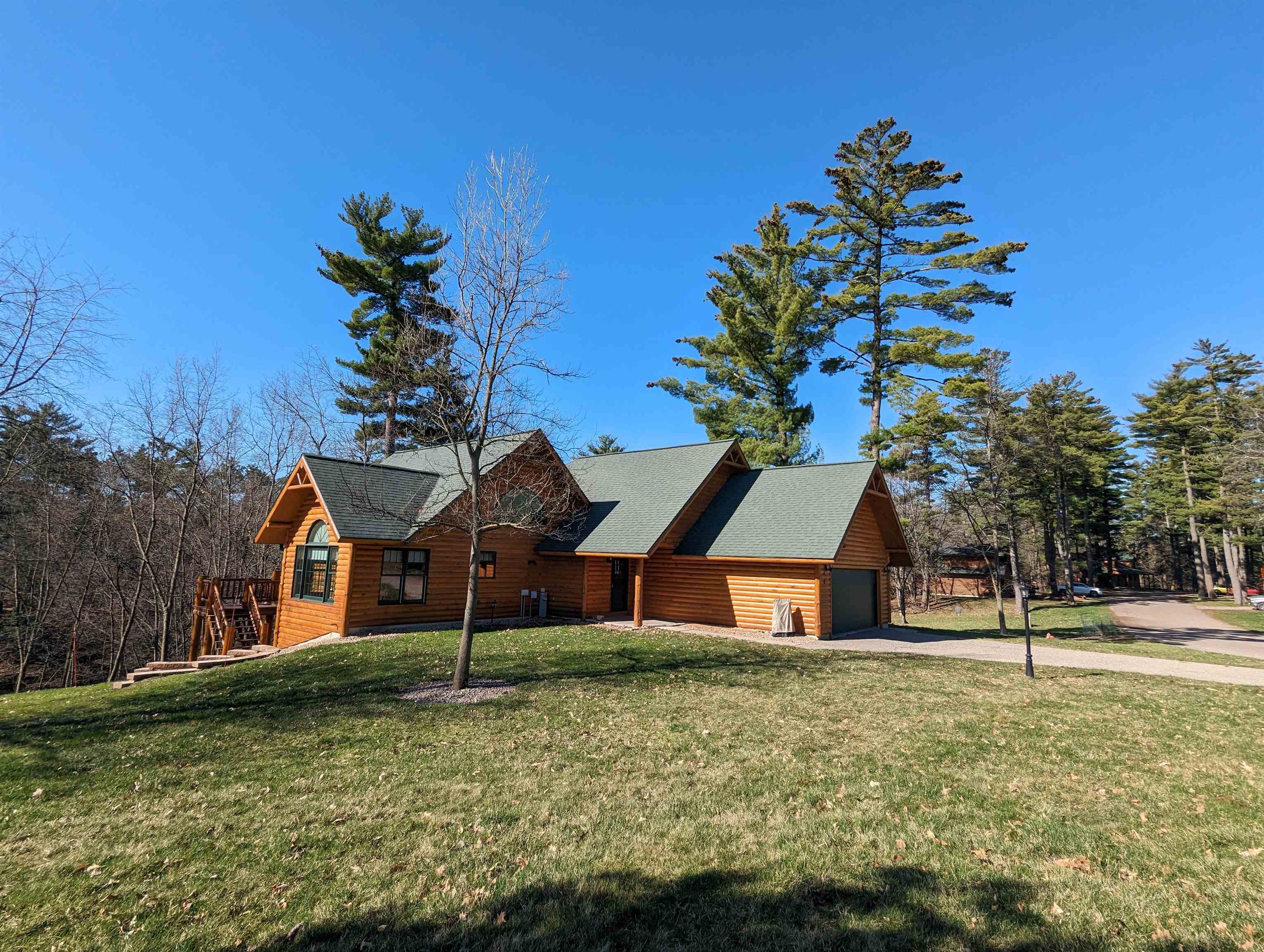 Wisconsin Dells, Wisconsin 53965, United States, 4 Bedrooms Bedrooms, ,3 BathroomsBathrooms,Residential,Pending,49218