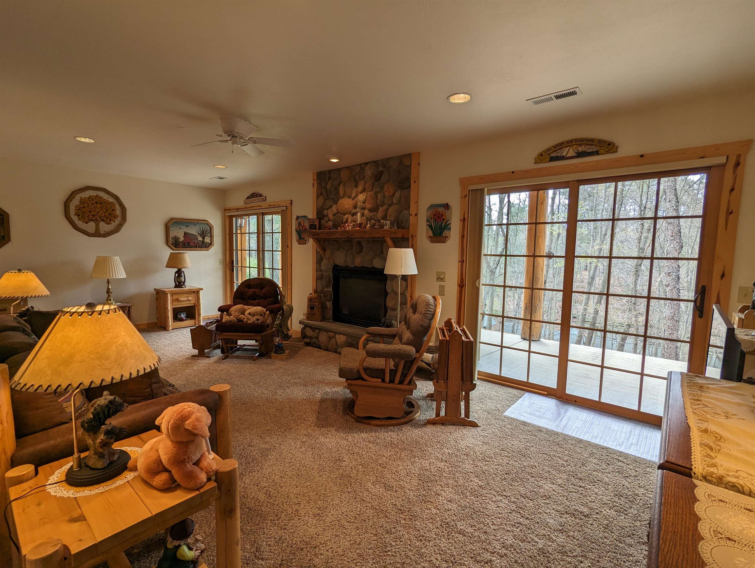 Wisconsin Dells, Wisconsin 53965, United States, 4 Bedrooms Bedrooms, ,3 BathroomsBathrooms,Residential,Pending,49218