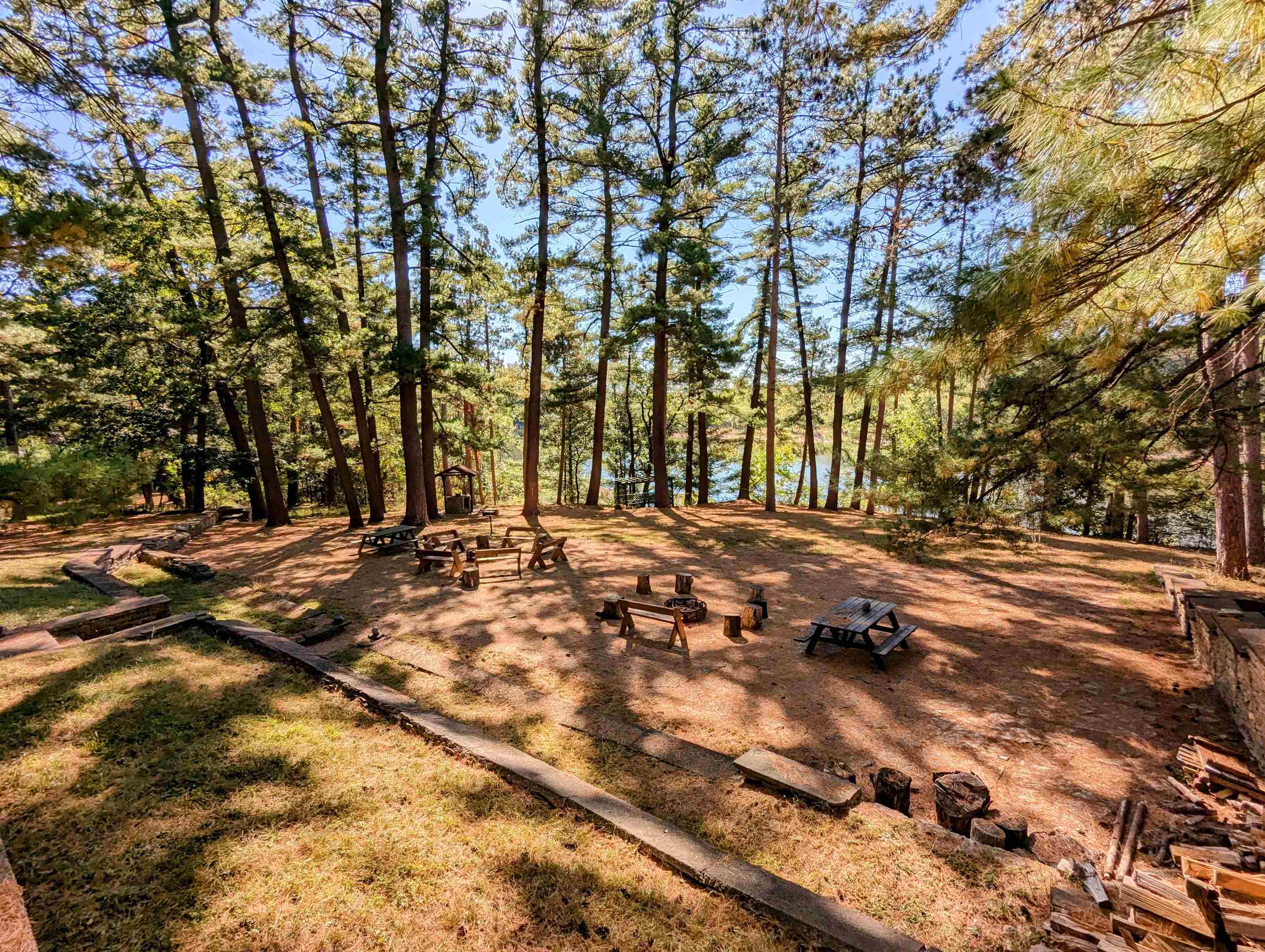 Wisconsin Dells, Wisconsin 53965, United States, 4 Bedrooms Bedrooms, ,3 BathroomsBathrooms,Residential,Pending,49218