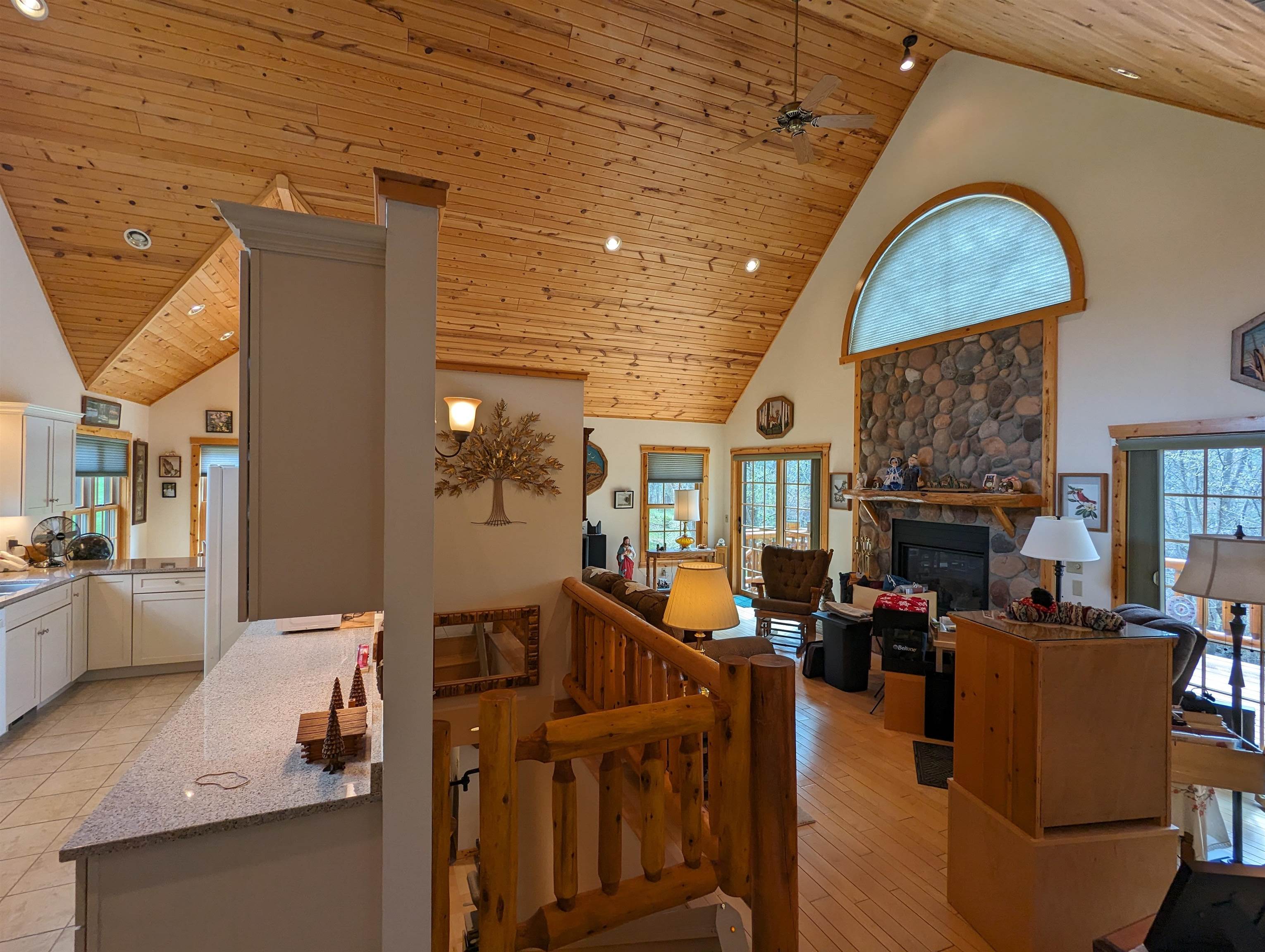 Wisconsin Dells, Wisconsin 53965, United States, 4 Bedrooms Bedrooms, ,3 BathroomsBathrooms,Residential,Pending,49218