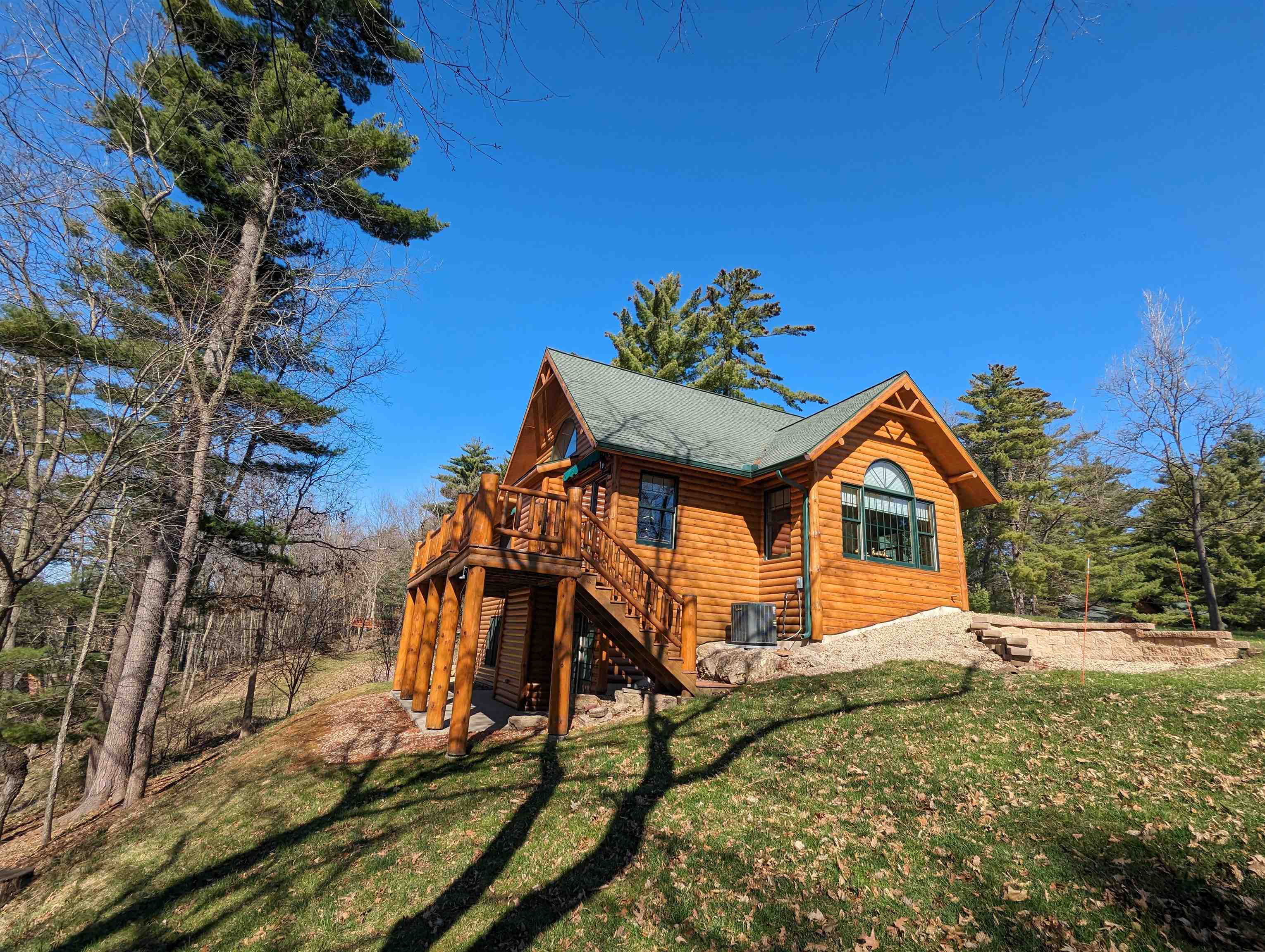 Wisconsin Dells, Wisconsin 53965, United States, 4 Bedrooms Bedrooms, ,3 BathroomsBathrooms,Residential,Pending,49218