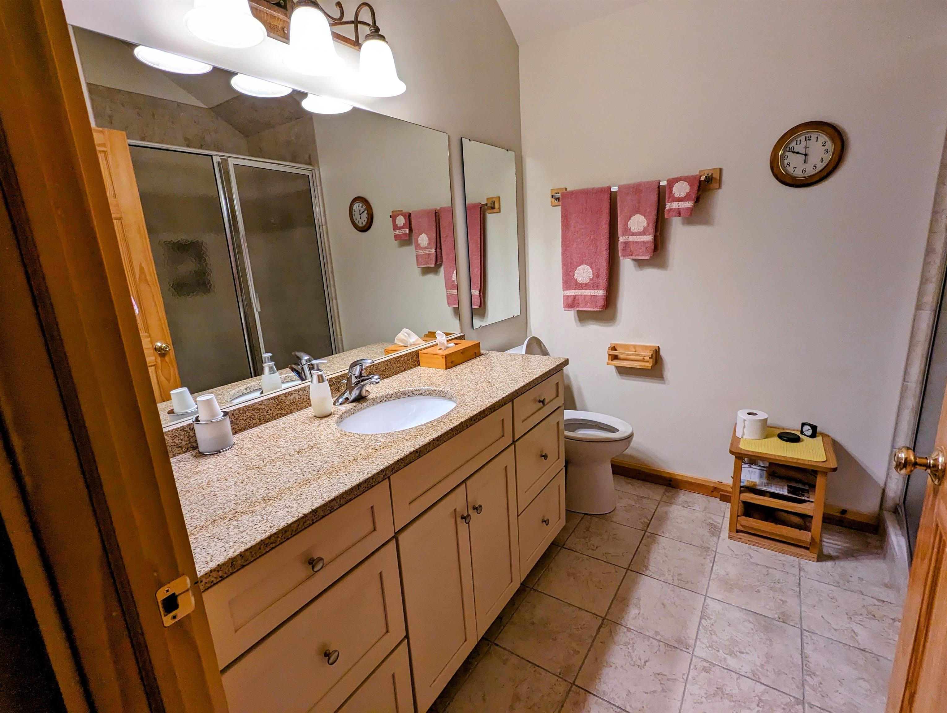 Wisconsin Dells, Wisconsin 53965, United States, 4 Bedrooms Bedrooms, ,3 BathroomsBathrooms,Residential,Pending,49218