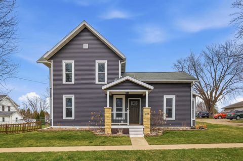 226 S Sidney Street Shullsburg WI 53586