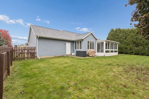 Tiny photo for 2832 Calgary Lane, Janesville, WI 53545 (MLS # 2011435)