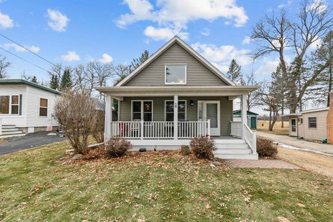 Photo of N4273 Lakeview Drive, Markesan, WI 53946 (MLS # 2017826)