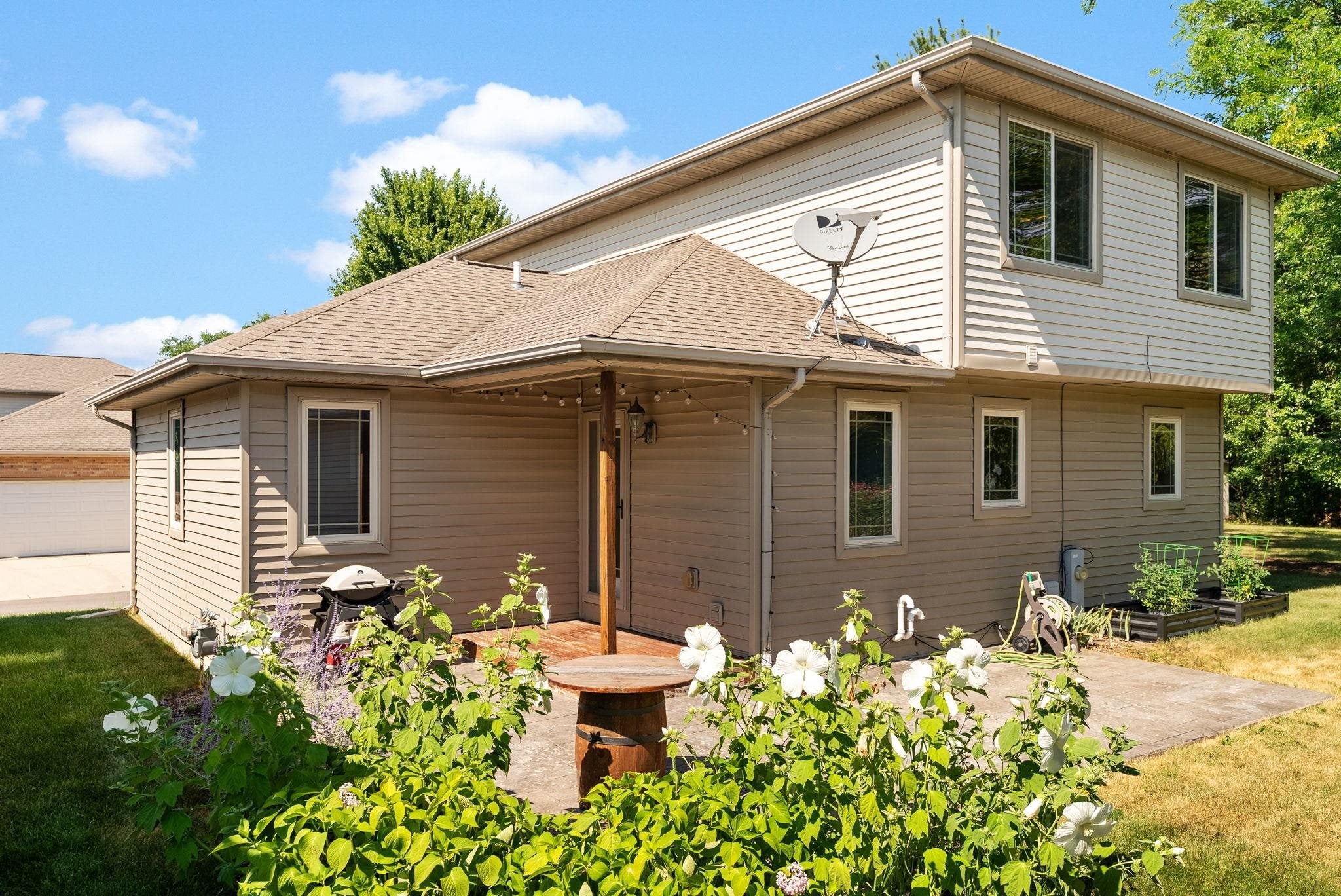 530 Lexington Drive - Photo 2