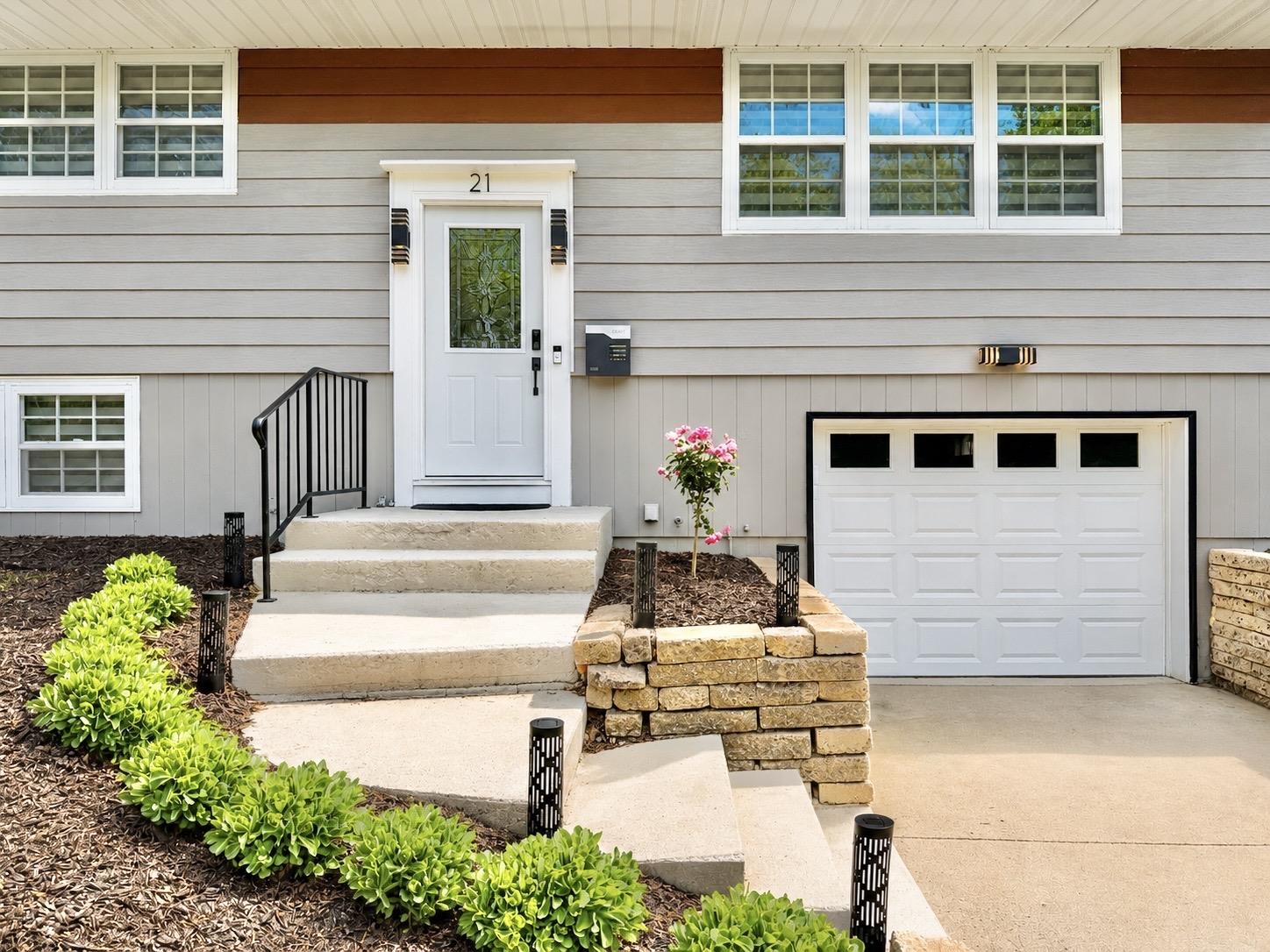 21 N Kenosha Drive