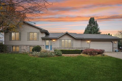 Photo of 4322 Tydl Drive, Janesville, WI 53546 (MLS # 2012847)