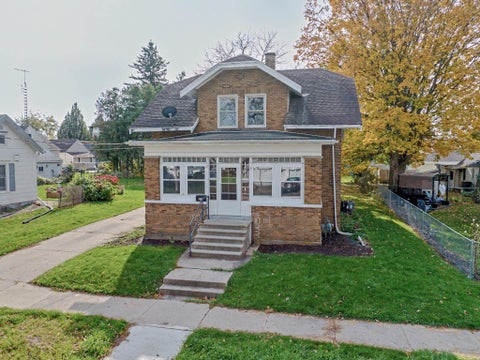 Photo of 2110 15th Street, Monroe, WI 53566 (MLS # 2035572)
