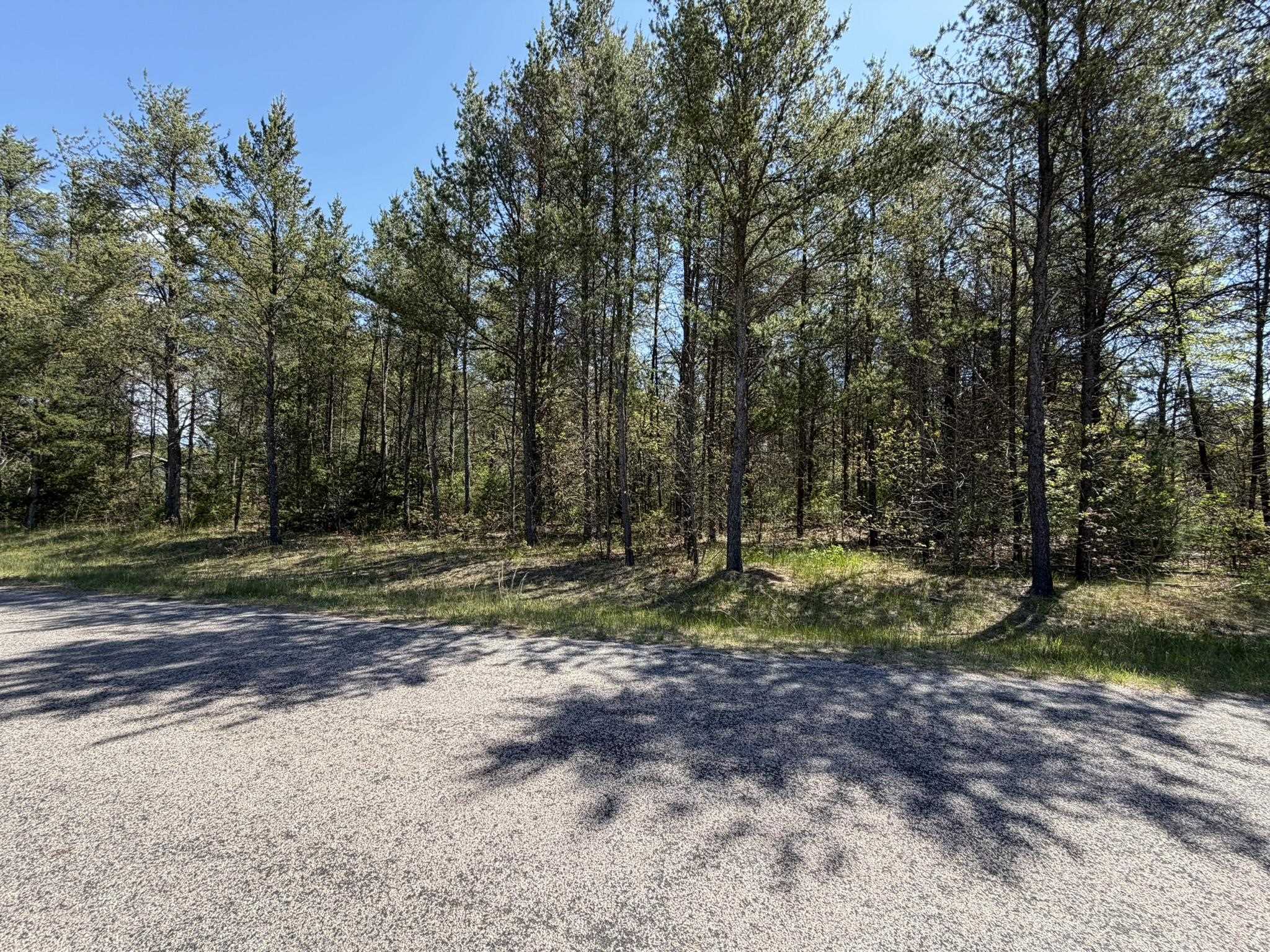 1.52 Acres Queens Way