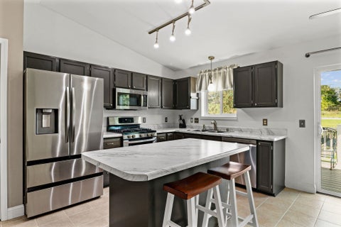 Photo of 535 Goldenrod Circle, Verona, WI 53593 (MLS # 2034166)