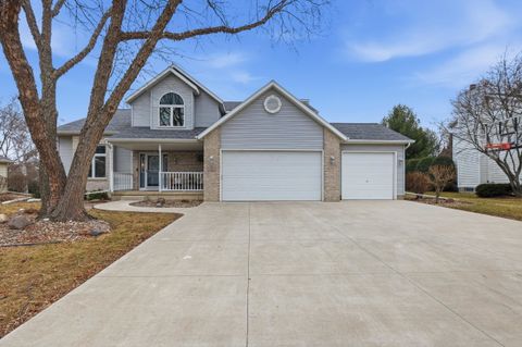 Photo of 1197 Dolan Drive, Sun Prairie, WI 53590 (MLS # 2017076)