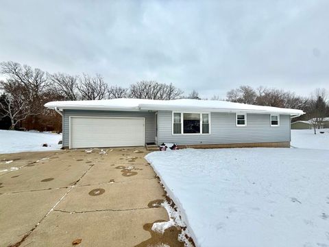Photo of 10622 N Oakway Lane, Edgerton, WI 53534 (MLS # 2013496)