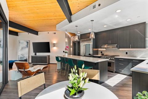 211 S Henry Street 201 Madison WI 53703