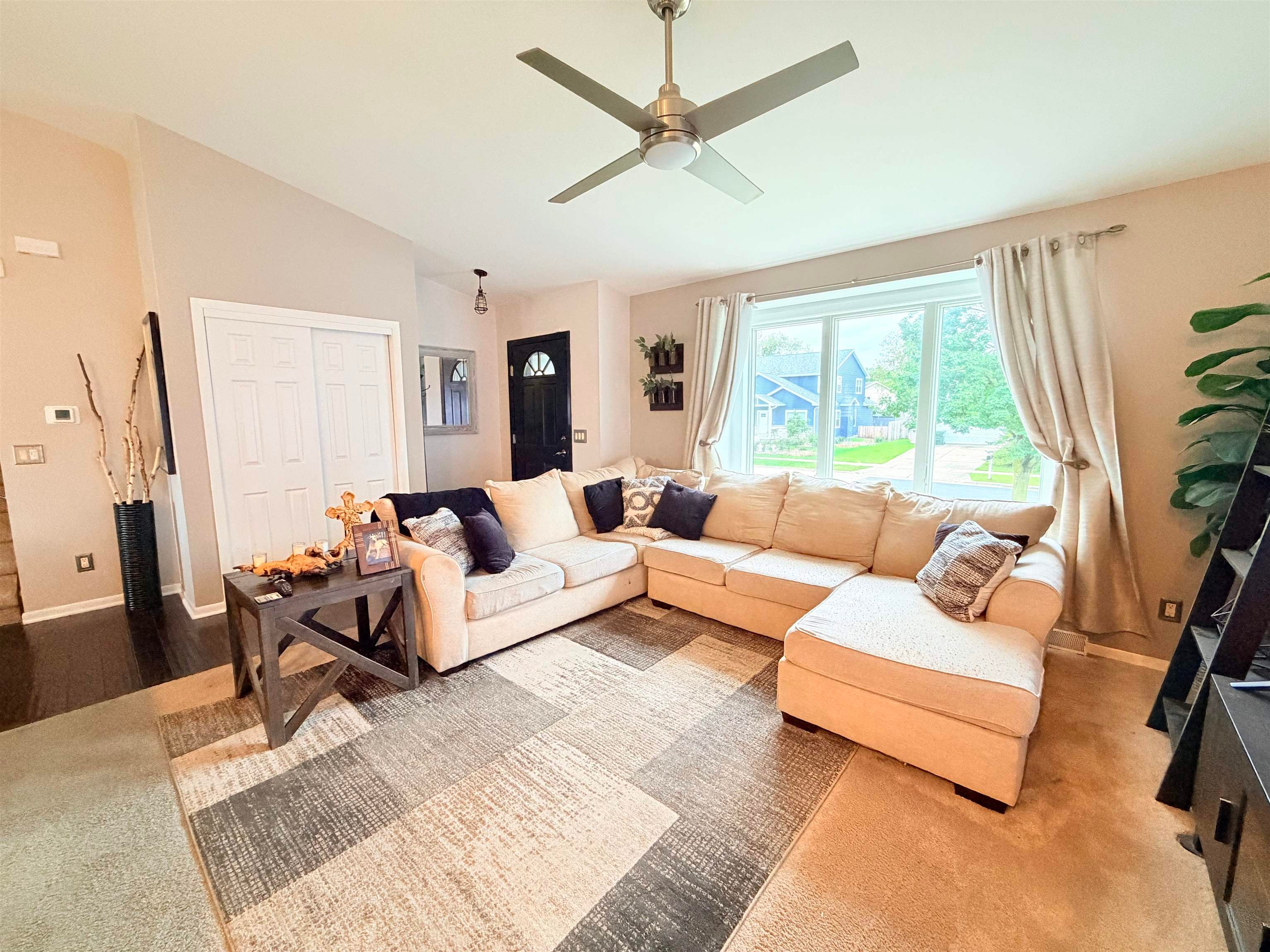 6926 Rockstream Drive