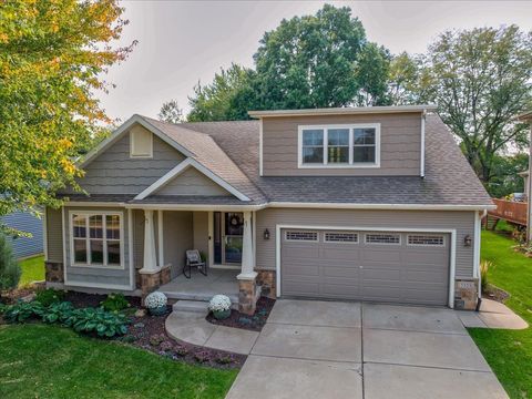 Photo of 5359 Ballyduff Street, Fitchburg, WI 53711 (MLS # 2009998)