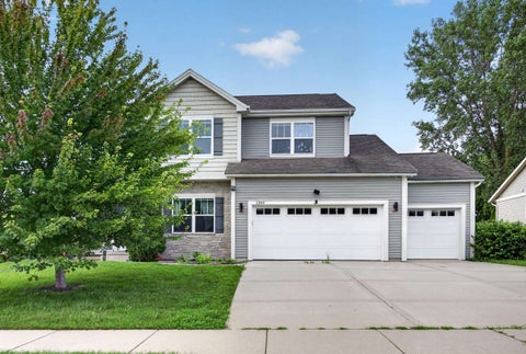 Photo of 1369 Heritage Lane, Sun Prairie, WI 53590 (MLS # 2034026)
