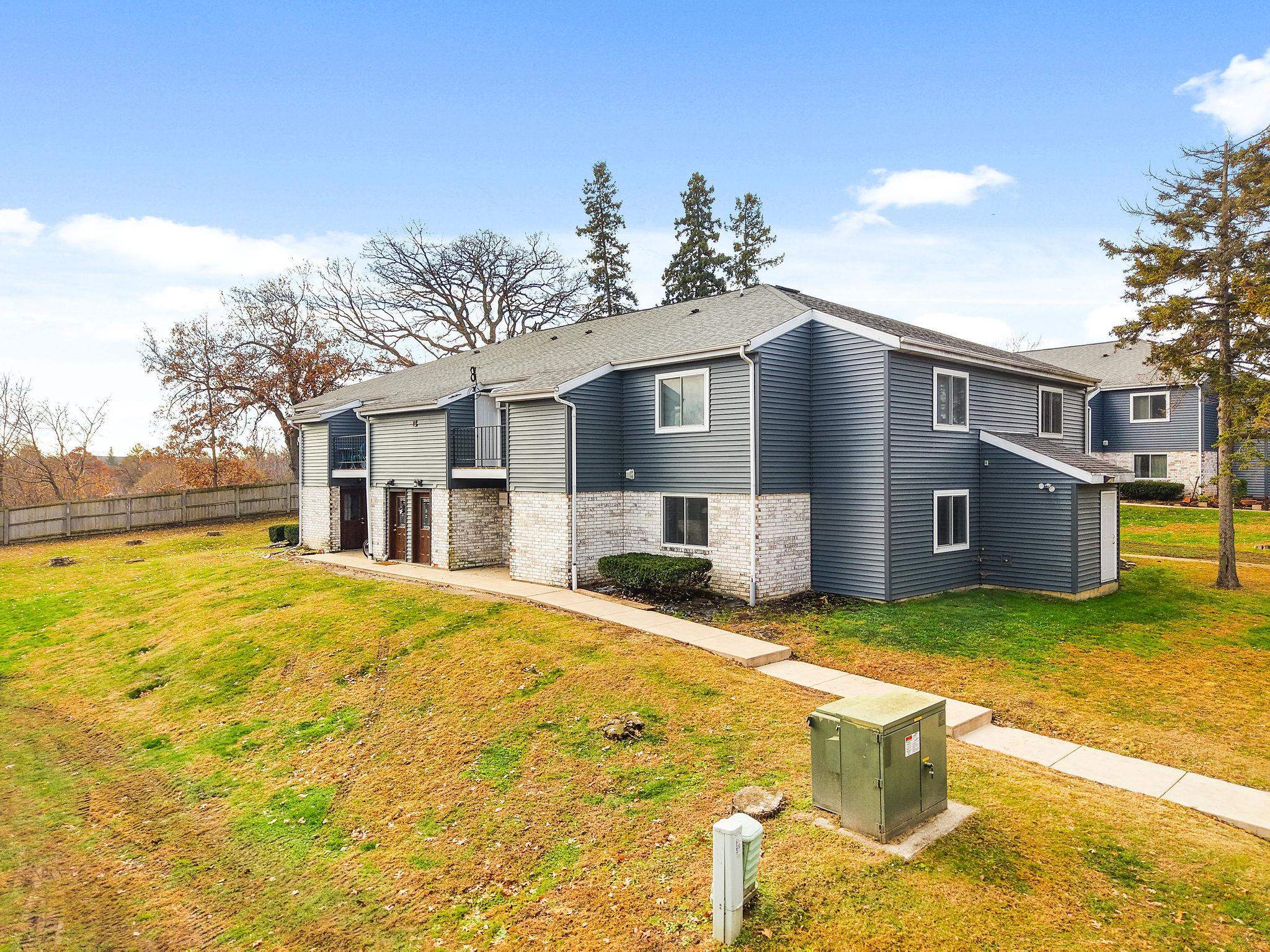 707 Whispering Pines Way