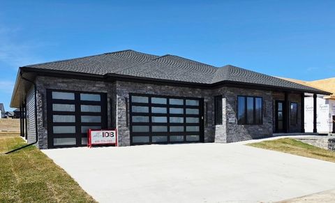 Photo of 2015 Wellington Place, Cottage Grove, WI 53527 (MLS # 2013584)