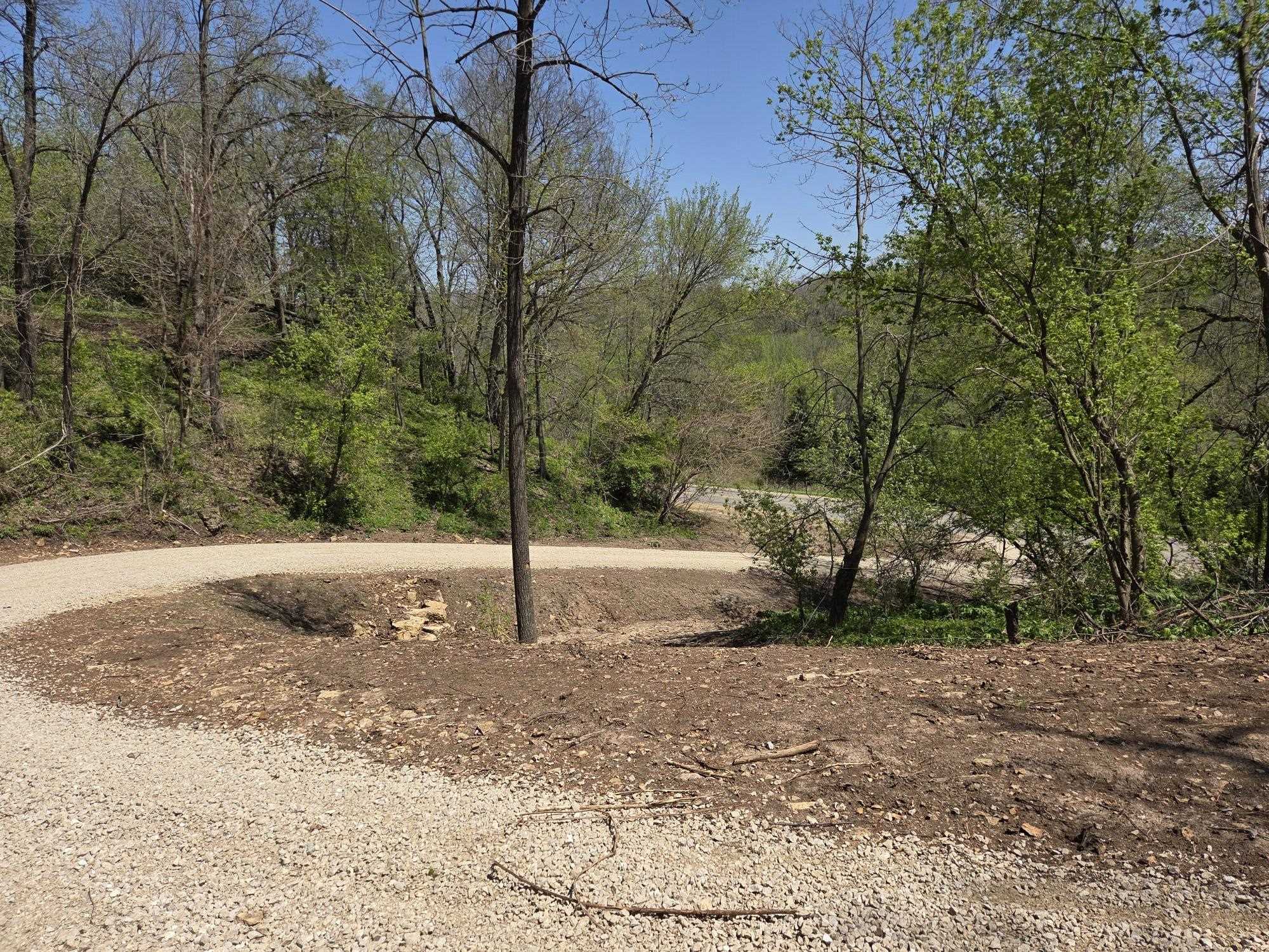 18.5 Ac County Road W Road