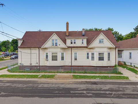 Photo of 500 W Arthur Avenue, Milwaukee, WI 53207 (MLS # 2029290)